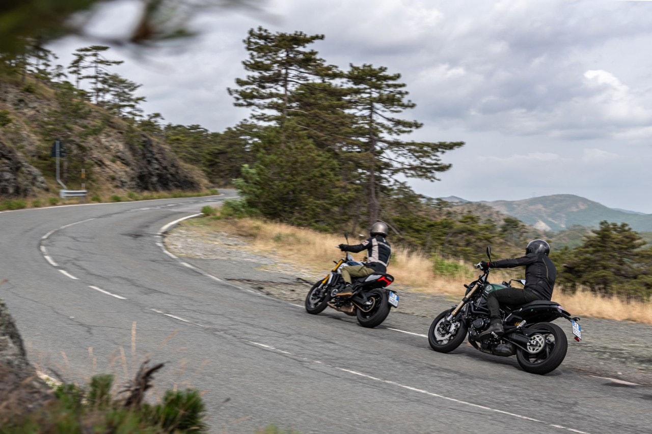 Benelli Leoncino 800 VS CFMOTO 700CL-X Heritage: prova a prendermi!